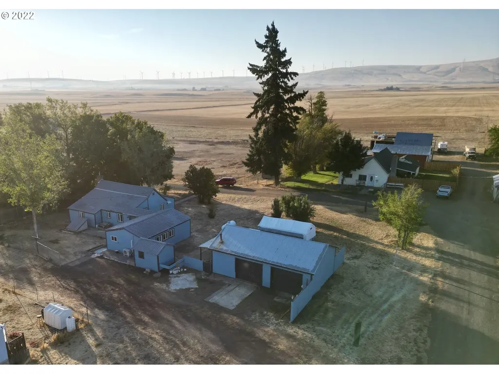 417 Gaunt Street Centerville WA 98613