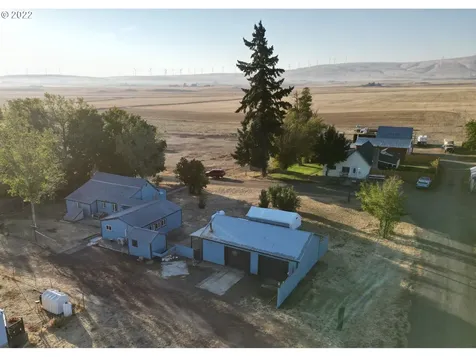 417 Gaunt Street Centerville WA 98613