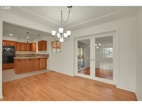 18601 SE Clinton Street Gresham OR 97030