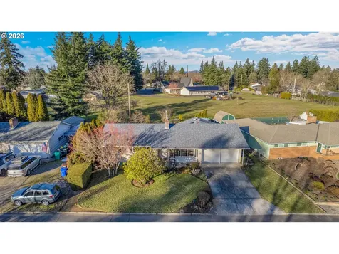 18601 SE Clinton Street Gresham OR 97030