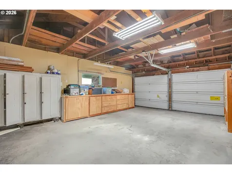 18601 SE Clinton Street Gresham OR 97030