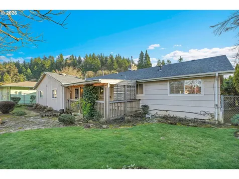18601 SE Clinton Street Gresham OR 97030