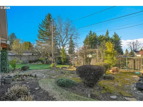18601 SE Clinton Street Gresham OR 97030