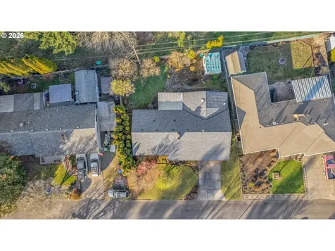 18601 SE Clinton Street Gresham OR 97030