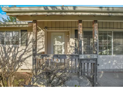 18601 SE Clinton Street Gresham OR 97030