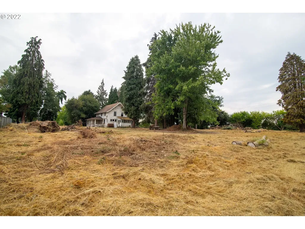 2004 Nw 94th Street Vancouver WA 98665