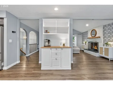 8220 SW Connemara Terrace Beaverton OR 97008