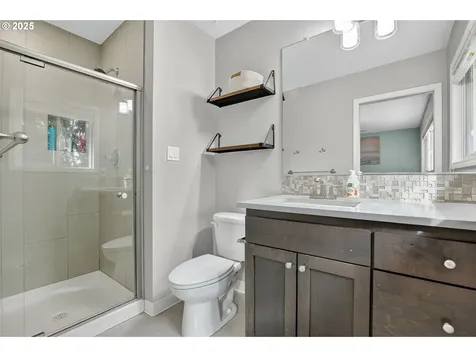8220 SW Connemara Terrace Beaverton OR 97008