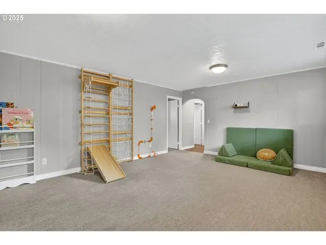 8220 SW Connemara Terrace Beaverton OR 97008