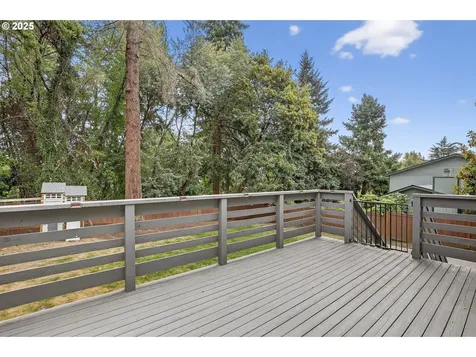 8220 SW Connemara Terrace Beaverton OR 97008