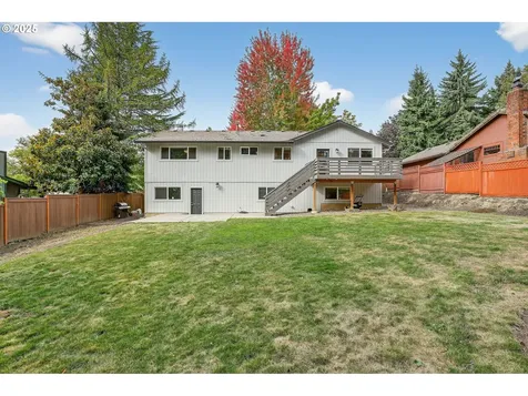 8220 SW Connemara Terrace Beaverton OR 97008