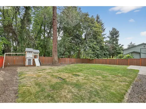 8220 SW Connemara Terrace Beaverton OR 97008
