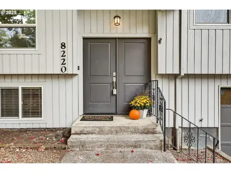 8220 SW Connemara Terrace Beaverton OR 97008