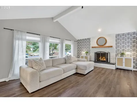 8220 SW Connemara Terrace Beaverton OR 97008