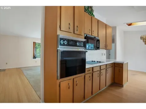 90 Seagrove Loop Lincoln City OR 97367