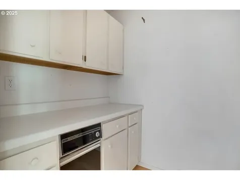 90 Seagrove Loop Lincoln City OR 97367