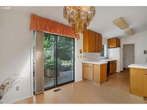 90 Seagrove Loop Lincoln City OR 97367
