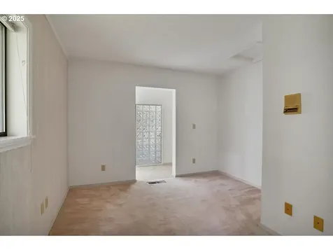 90 Seagrove Loop Lincoln City OR 97367
