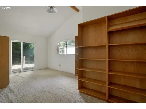 90 Seagrove Loop Lincoln City OR 97367