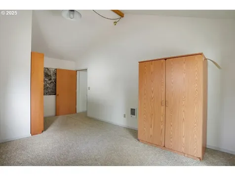 90 Seagrove Loop Lincoln City OR 97367