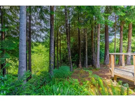 90 Seagrove Loop Lincoln City OR 97367