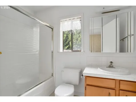 90 Seagrove Loop Lincoln City OR 97367
