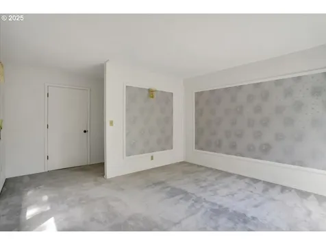 90 Seagrove Loop Lincoln City OR 97367