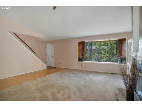 90 Seagrove Loop Lincoln City OR 97367