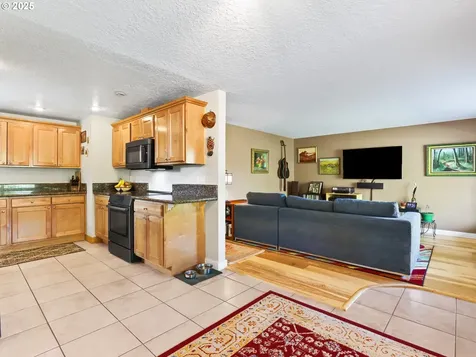 2431 NE 112th Avenue Portland OR 97220