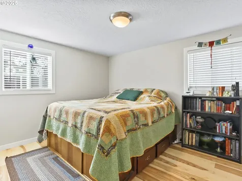 2431 NE 112th Avenue Portland OR 97220