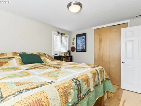 2431 NE 112th Avenue Portland OR 97220