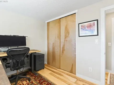 2431 NE 112th Avenue Portland OR 97220
