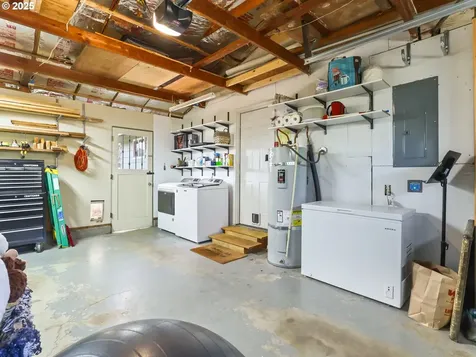 2431 NE 112th Avenue Portland OR 97220