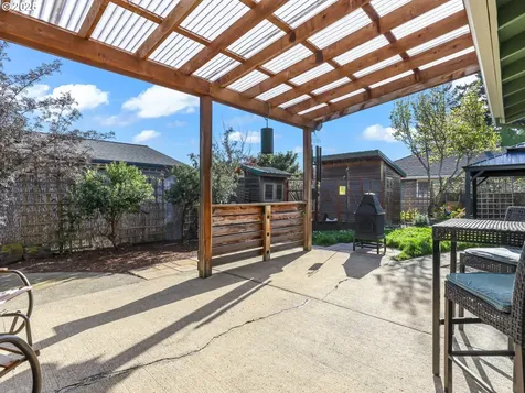 2431 NE 112th Avenue Portland OR 97220