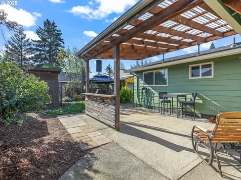 2431 NE 112th Avenue Portland OR 97220