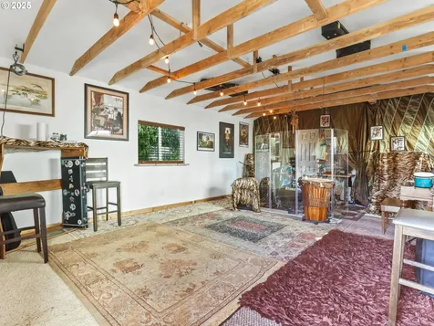 2431 NE 112th Avenue Portland OR 97220