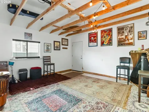 2431 NE 112th Avenue Portland OR 97220