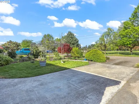 2431 NE 112th Avenue Portland OR 97220