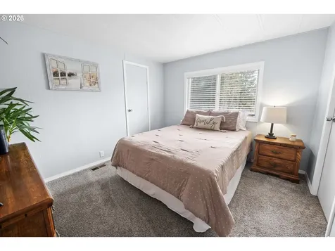 89695 Old Bog Road Warrenton OR 97146