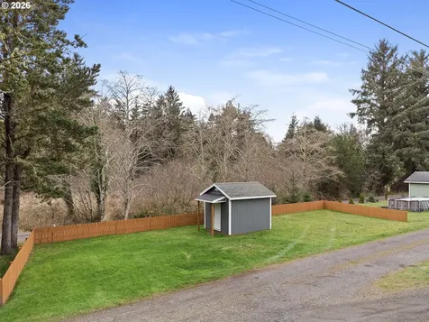 89695 Old Bog Road Warrenton OR 97146