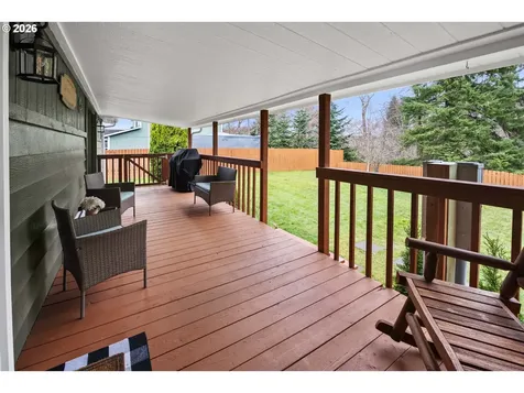 89695 Old Bog Road Warrenton OR 97146