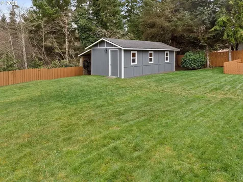 89695 Old Bog Road Warrenton OR 97146