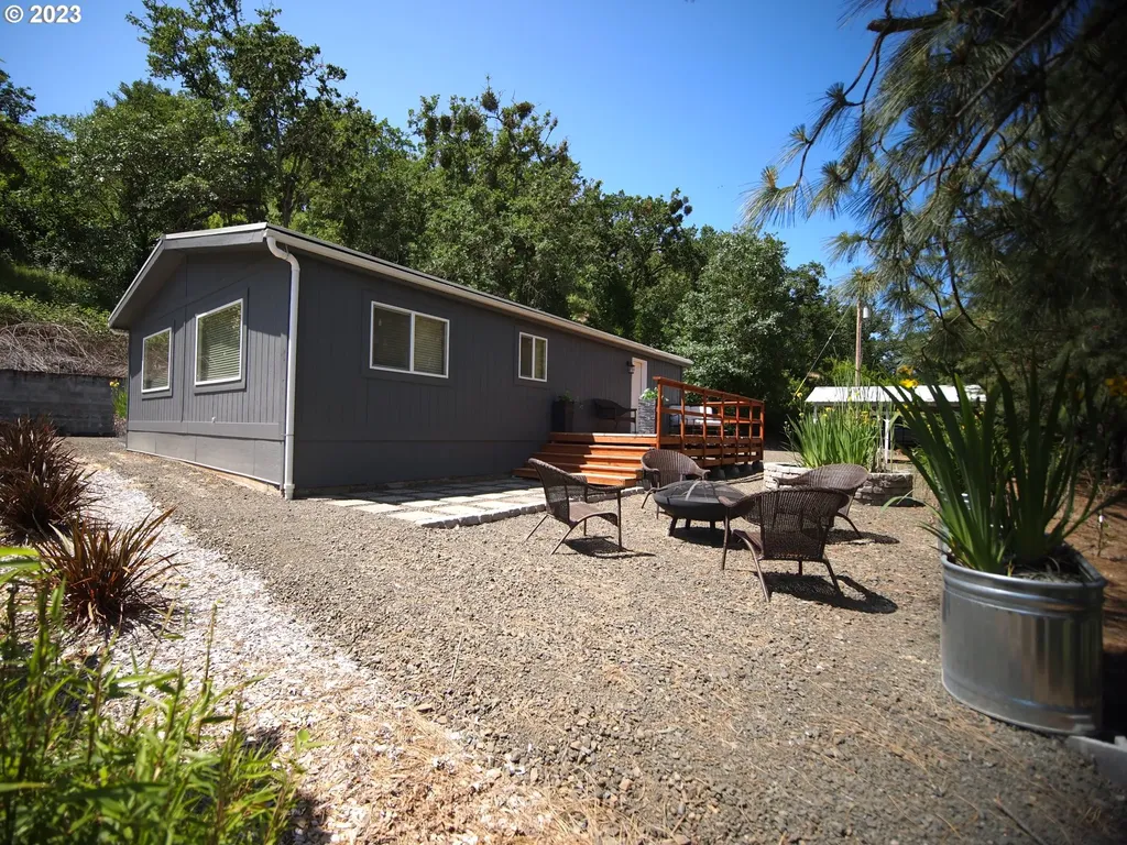 13409 Old Highway 99 South Myrtle Creek OR 97457