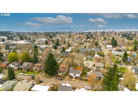 2123 SE 52nd Avenue Portland OR 97215