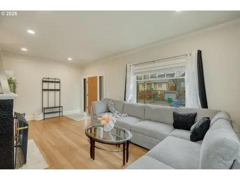 2123 SE 52nd Avenue Portland OR 97215