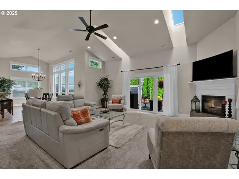 2332 Rosemary Court Florence OR 97439