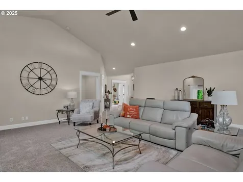 2332 Rosemary Court Florence OR 97439