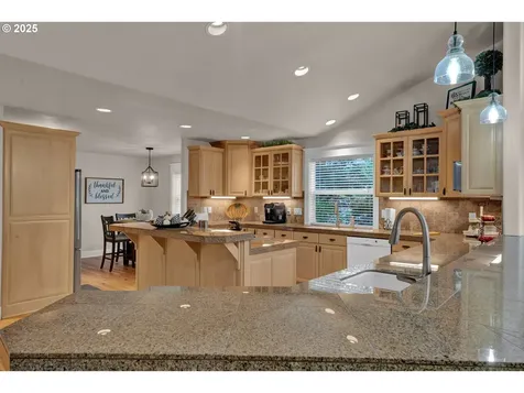 2332 Rosemary Court Florence OR 97439