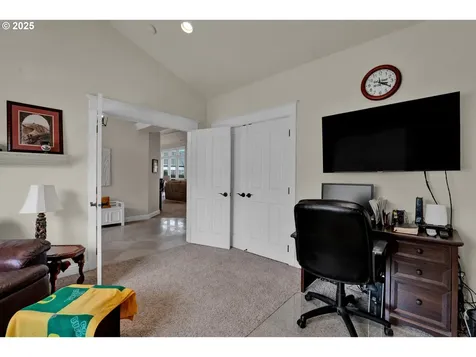 2332 Rosemary Court Florence OR 97439