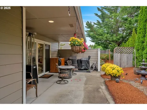 2332 Rosemary Court Florence OR 97439